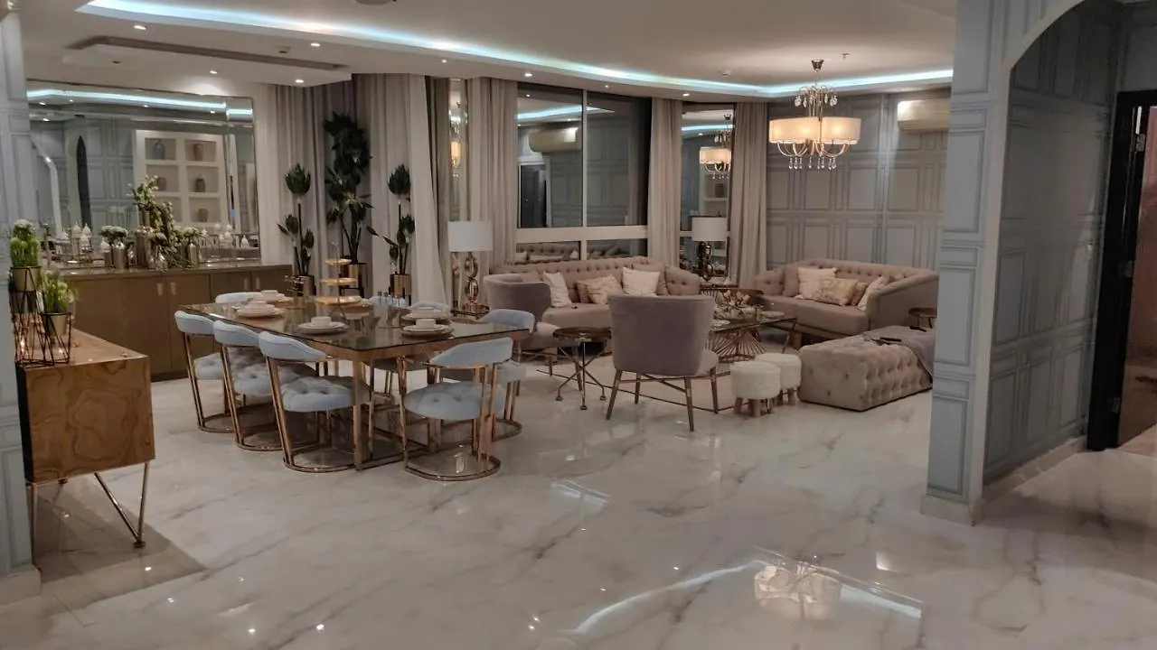 Apartment شقة ملكيه فاخرة مطله على البحر Jeddah