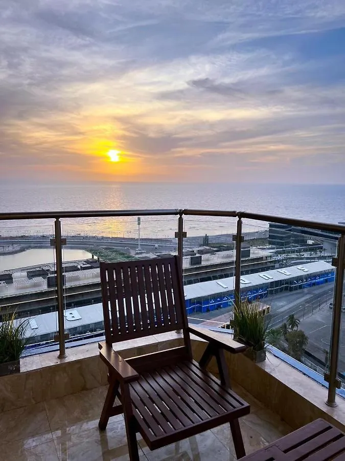 Apartment شقة ملكيه فاخرة مطله على البحر Jeddah